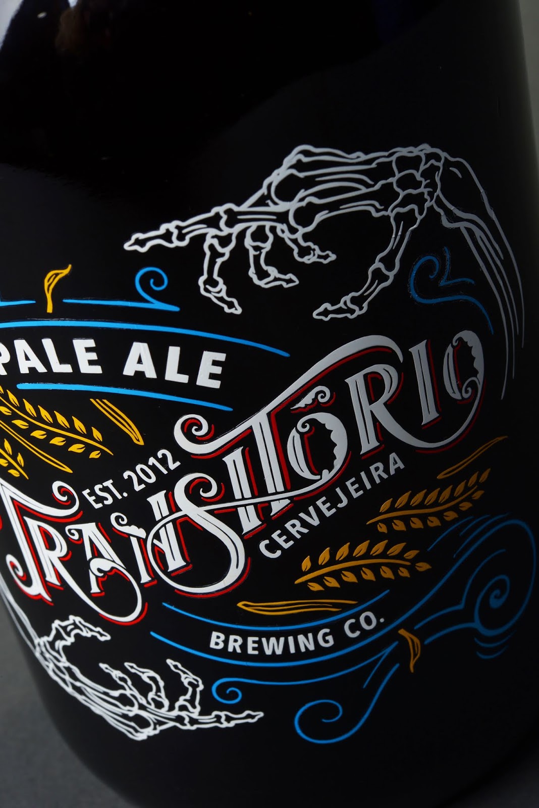 西安淡啤酒包裝設計參考(圖4)