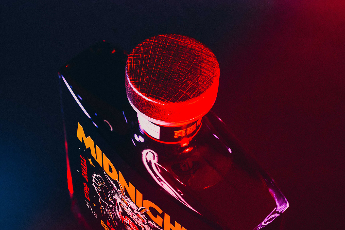 光瓶酒包裝設計狂歡之夜(圖1) 光瓶酒包裝設計狂歡之夜(圖1)