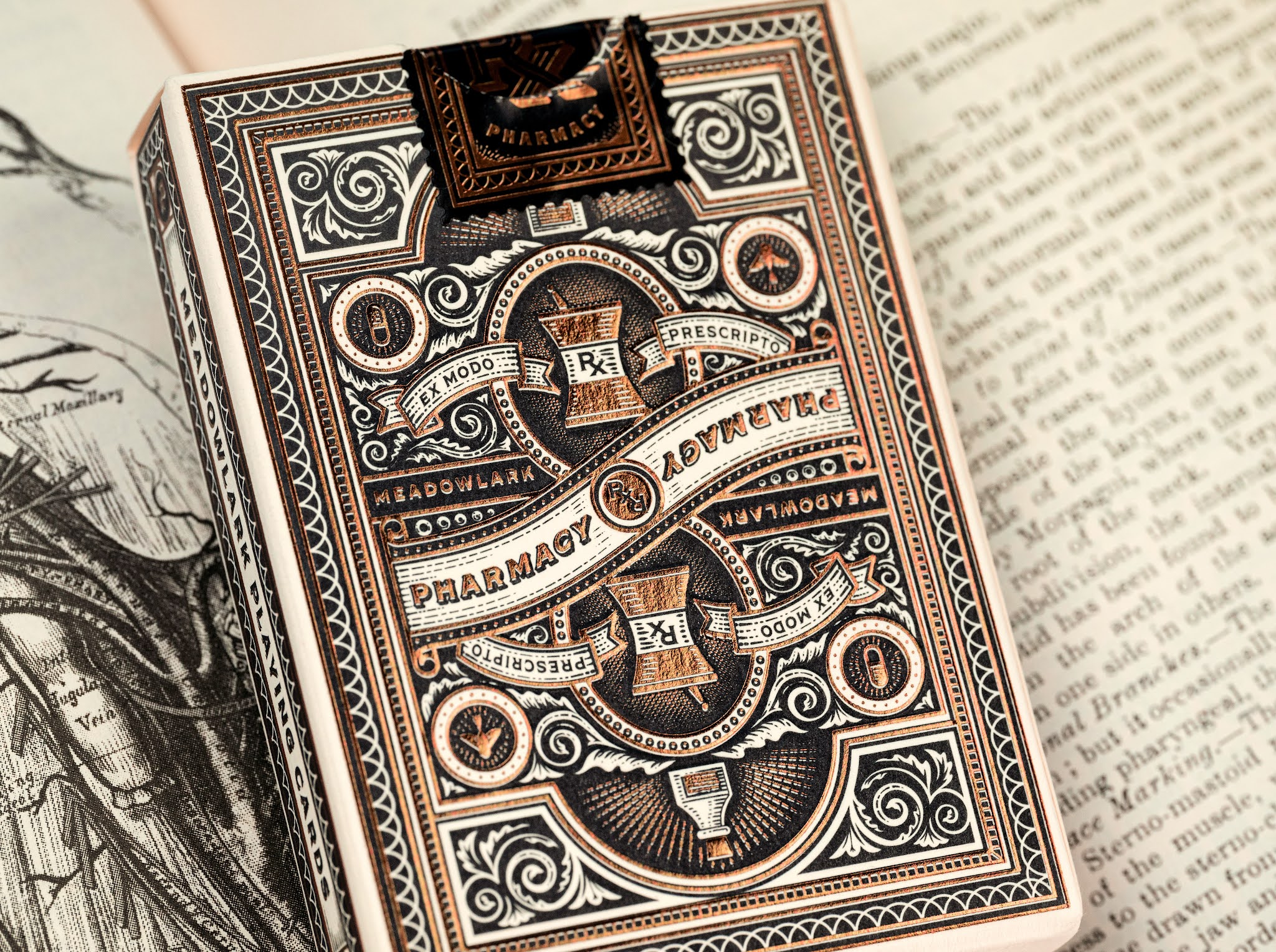 撲克牌設計的像藝術品(圖7)