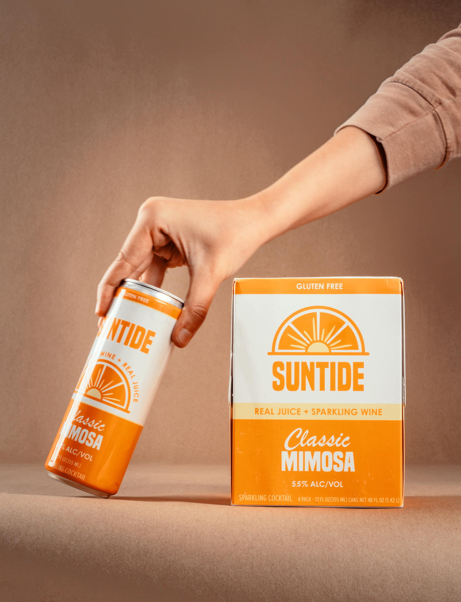 明亮的Suntide起泡酒包裝這樣設計(圖4)