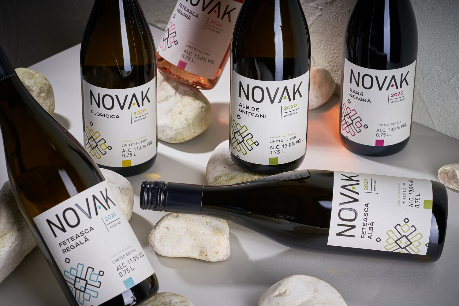 葡萄酒品牌視覺包裝設計(圖1) 葡萄酒品牌視覺包裝設計(圖1)