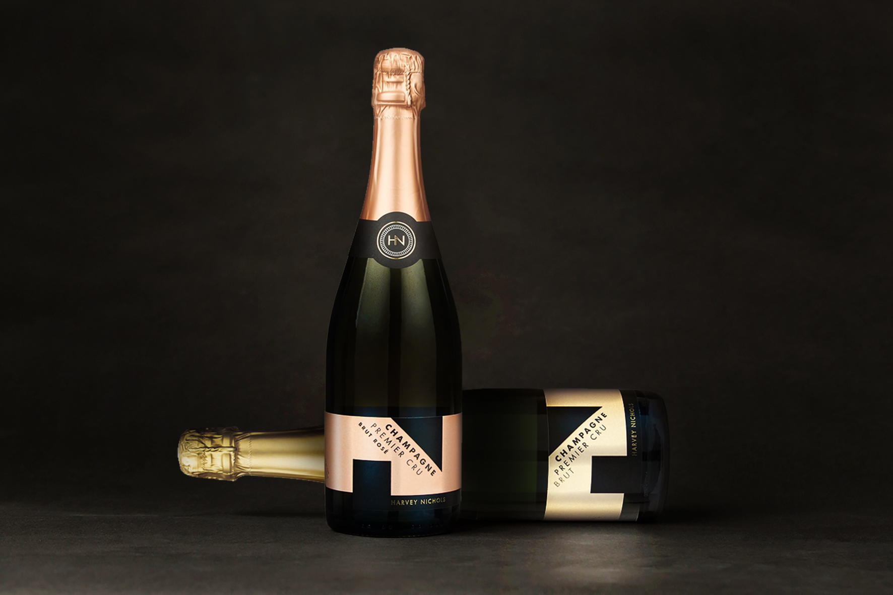 突破界限的葡萄酒和香檳包裝設計這樣做視覺感很強(圖4) 突破界限的葡萄酒和香檳包裝設計這樣做視覺感很強(圖4)