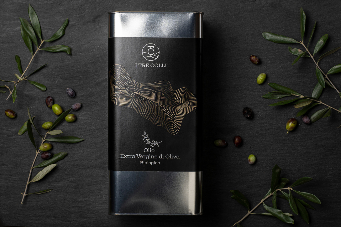 I TRE COLLI橄欖油包裝設計欣賞(圖4)