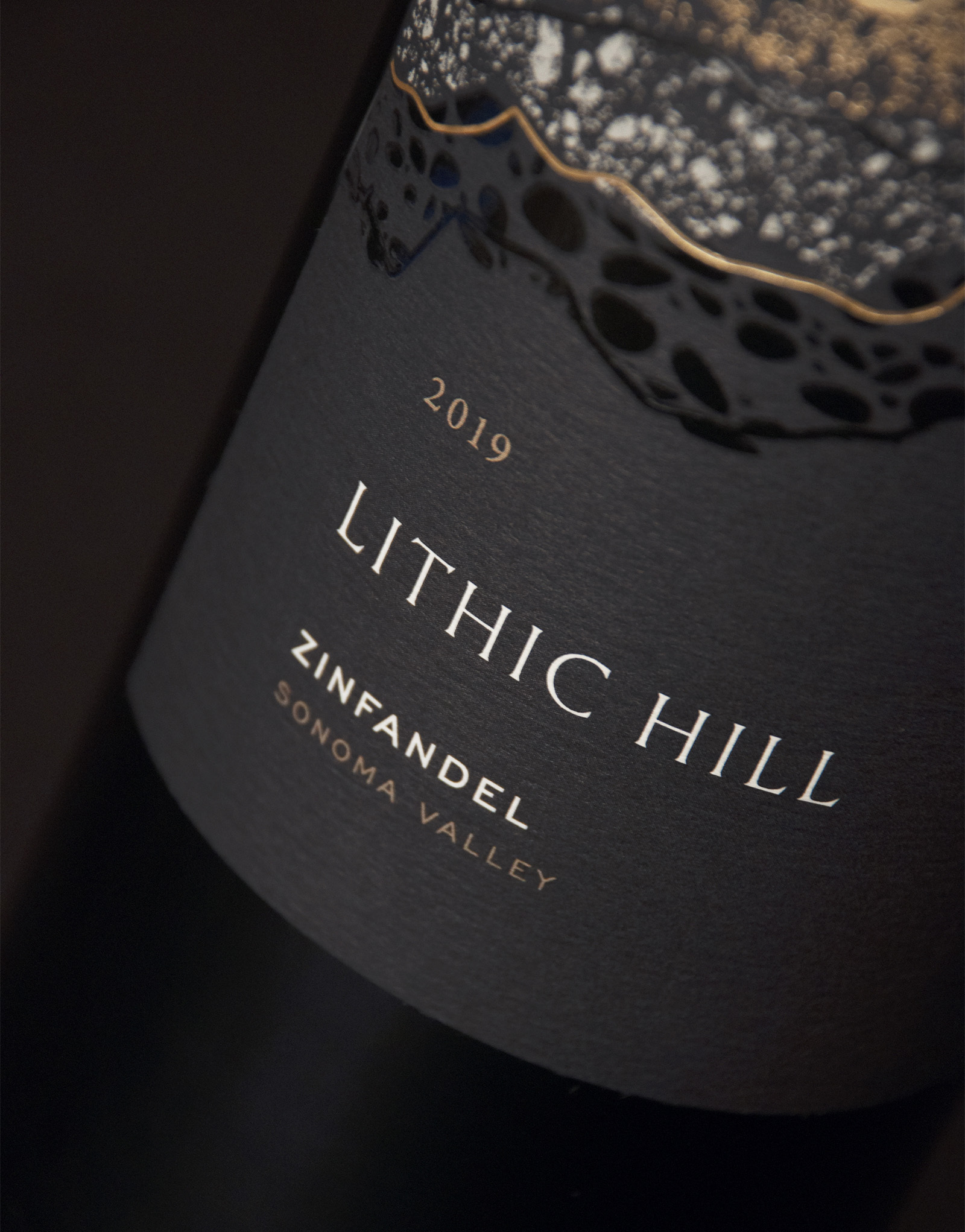 Lithic Hill葡萄酒獨特的包裝設計(圖3)