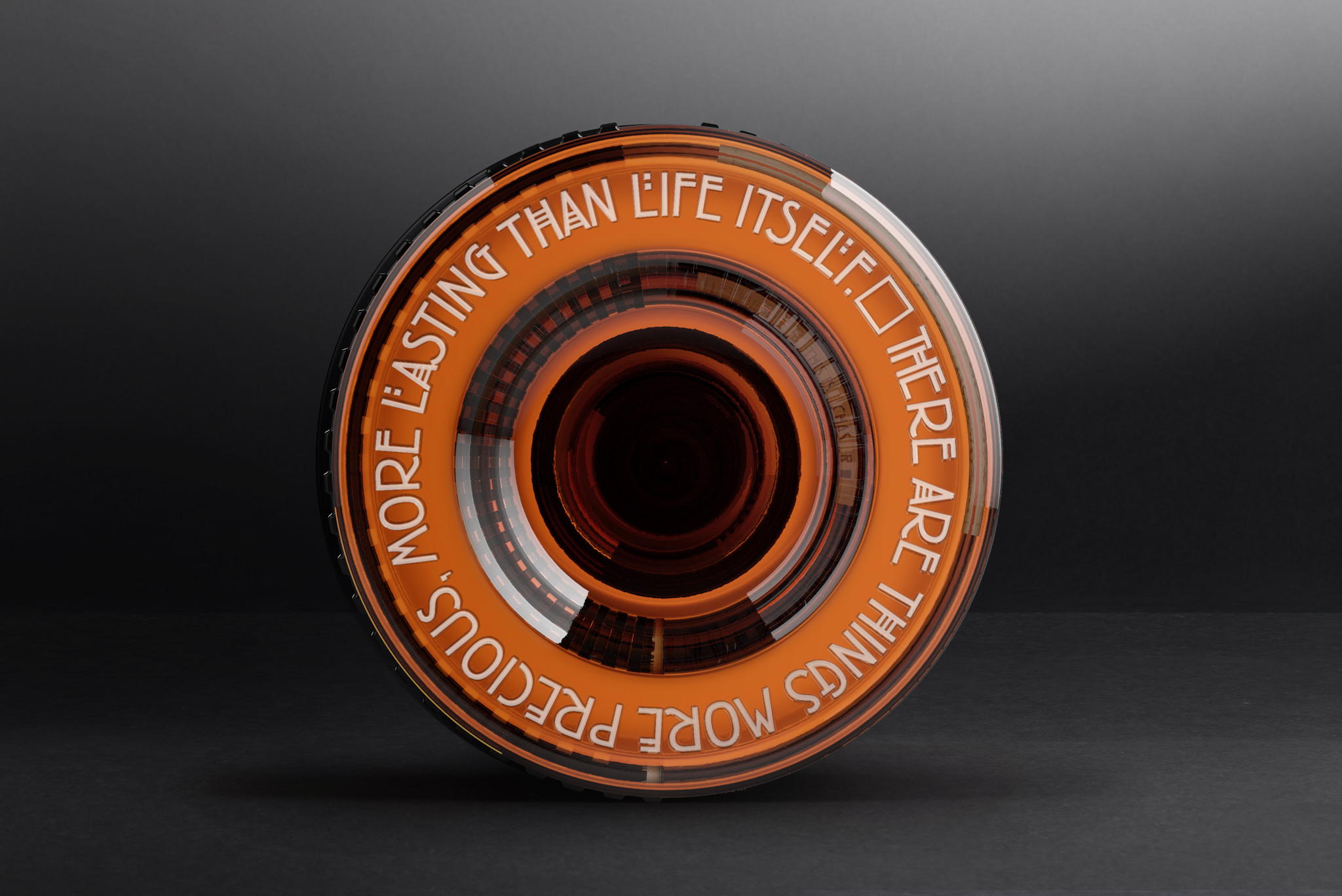 限量發(fā)行的麥芽威士忌包裝設(shè)計(jì)專注于可持續(xù)發(fā)展、奢華和創(chuàng)新(圖4)