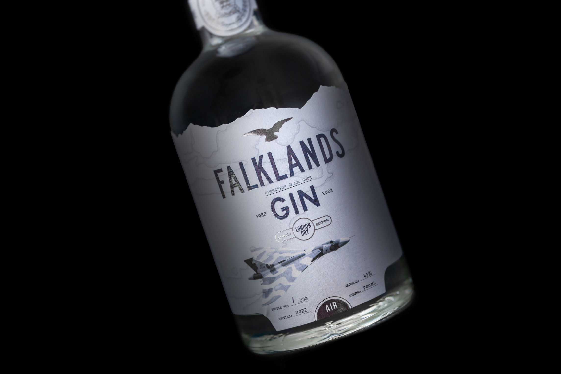 限量版烈酒品牌和包裝這樣設計(圖5) 限量版烈酒品牌和包裝這樣設計(圖5)