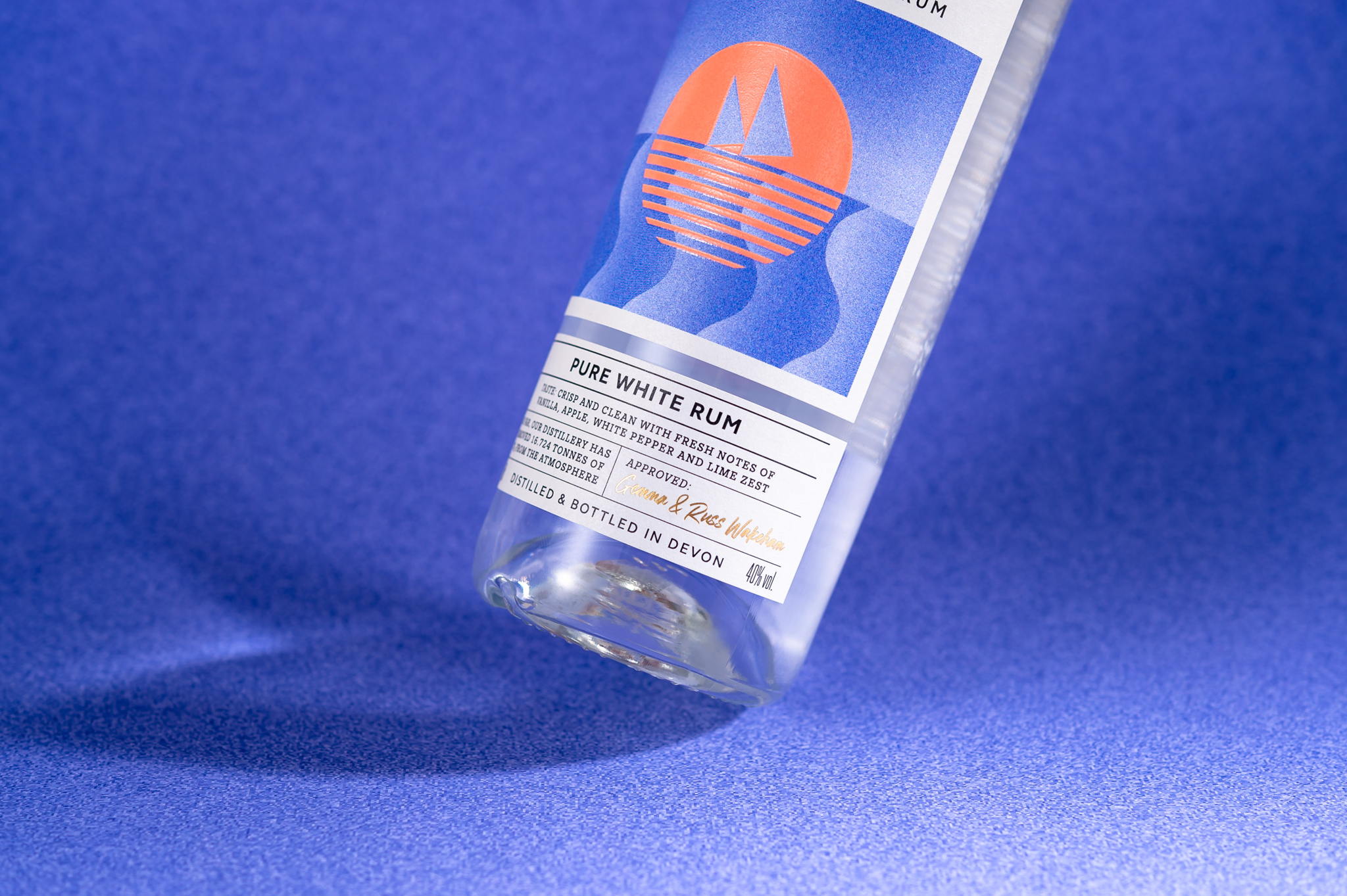 ?Two Drifters朗姆酒創(chuàng)意包裝設(shè)計(jì)參考(圖3)