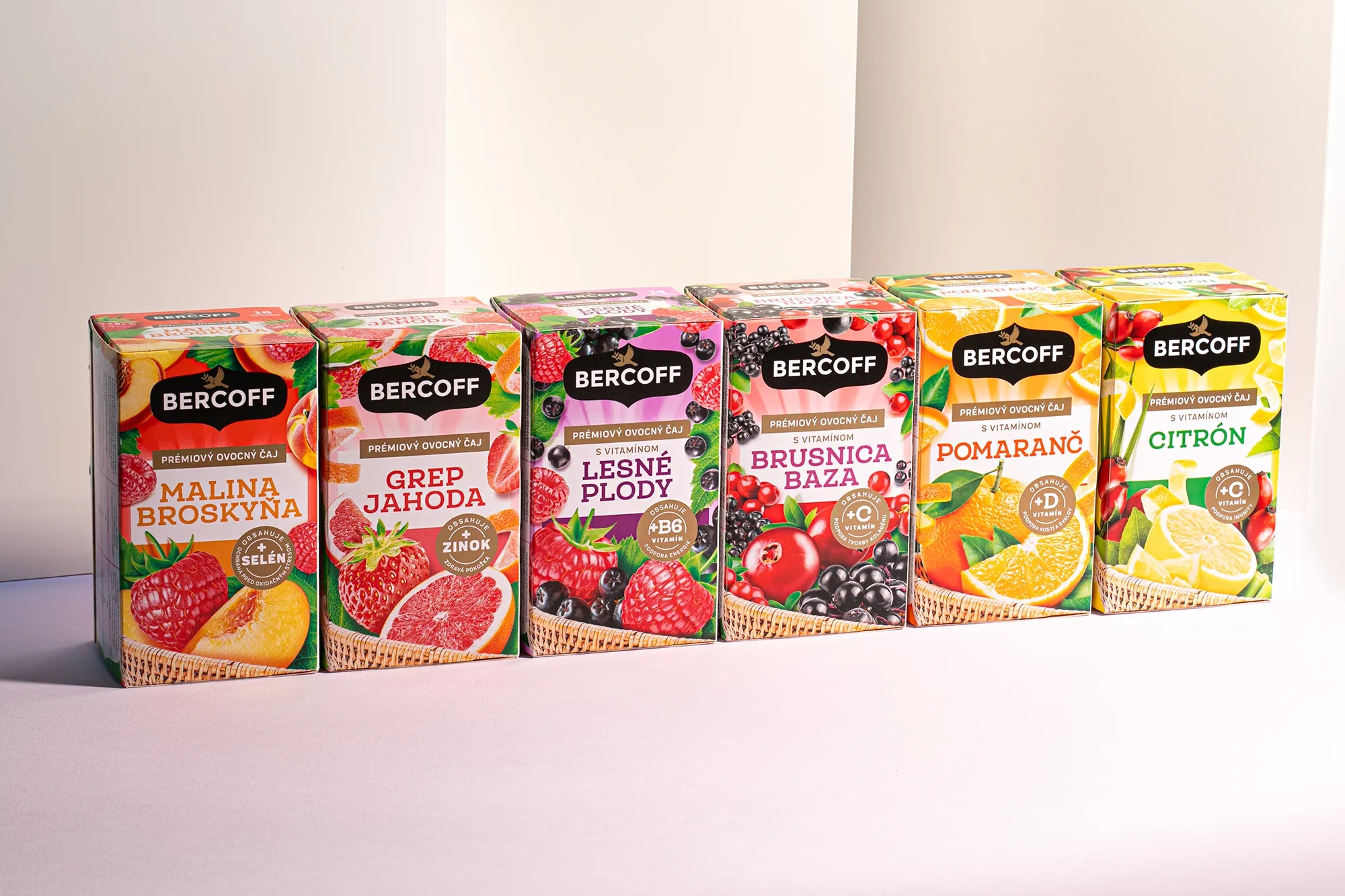 色彩鮮艷的果茶外包裝設計欣賞(圖1)