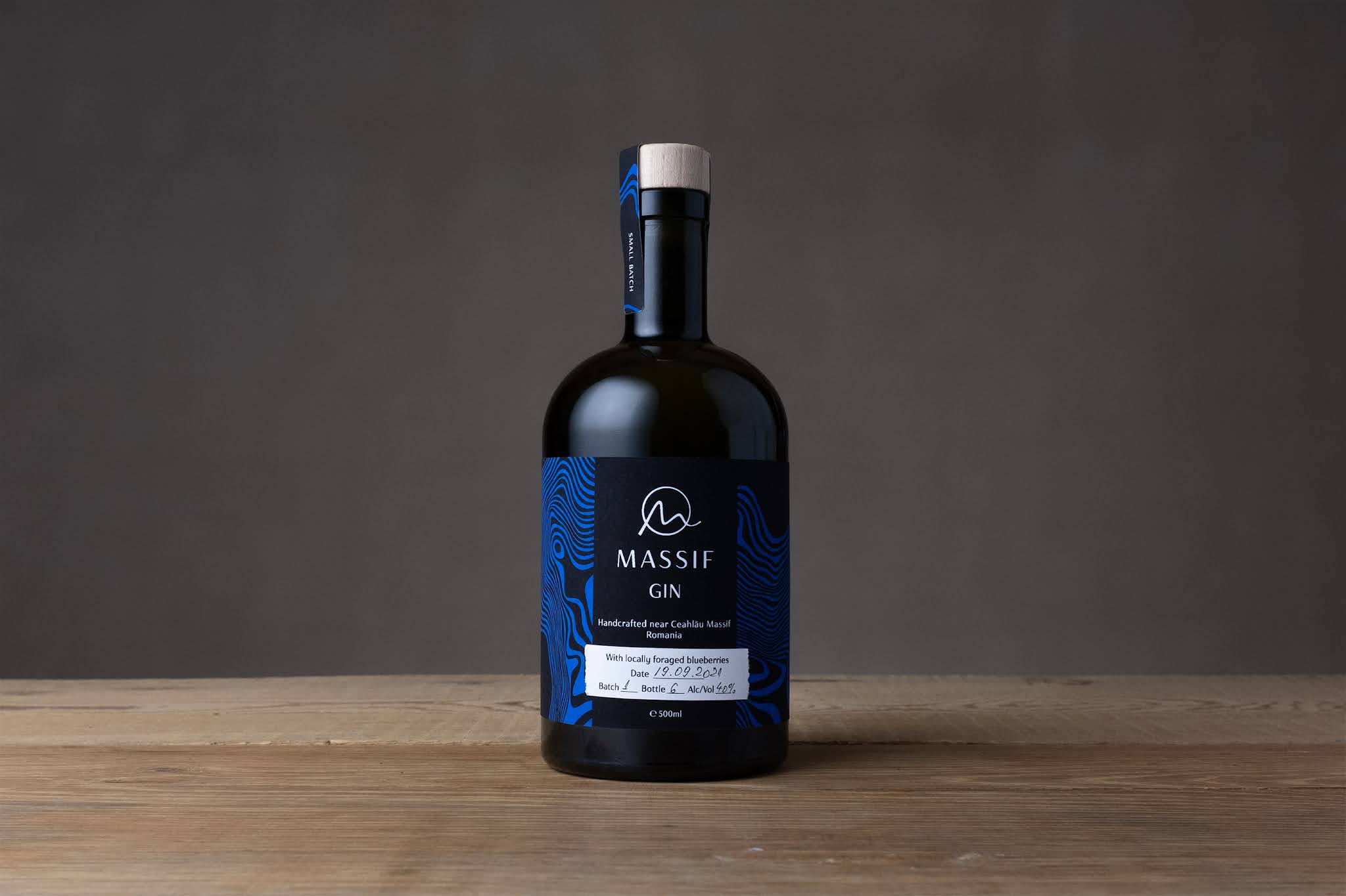 山脈樹的年輪概念的酒包裝設計(圖16)