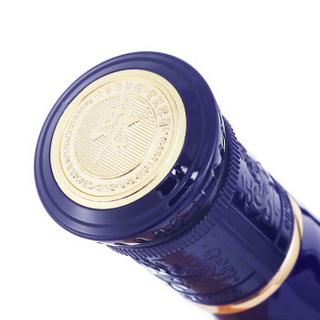 創(chuàng)意酒包裝設(shè)計郎酒青花郎酒天寶洞藏陳釀醬香型白酒瓶禮盒裝產(chǎn)品包裝設(shè)計欣賞(圖6)