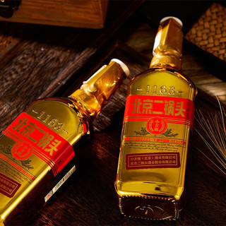 創意酒包裝設計永豐牌北京二鍋頭金標出口小方瓶清香型白酒瓶整箱裝產品包裝設計欣賞(圖5)