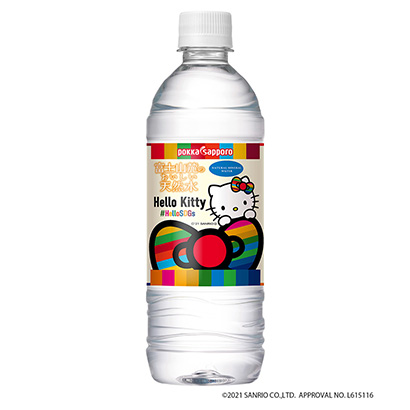 包裝設計公司推薦富士山麓美味天然水回收塑料瓶凱蒂貓標簽包裝設計欣賞(圖1)